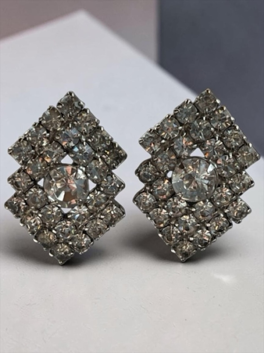 Vintage Art Deco Clear Prong-Set Rhinestones Silver-Tone Clip-On Earrings